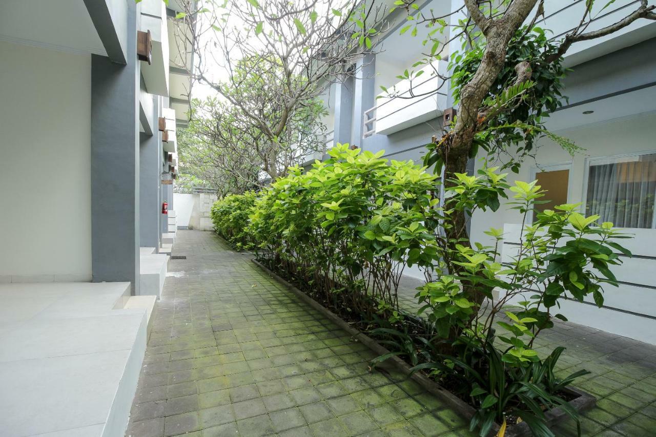 Mesari Beach Inn & Stables Seminyak Exterior foto