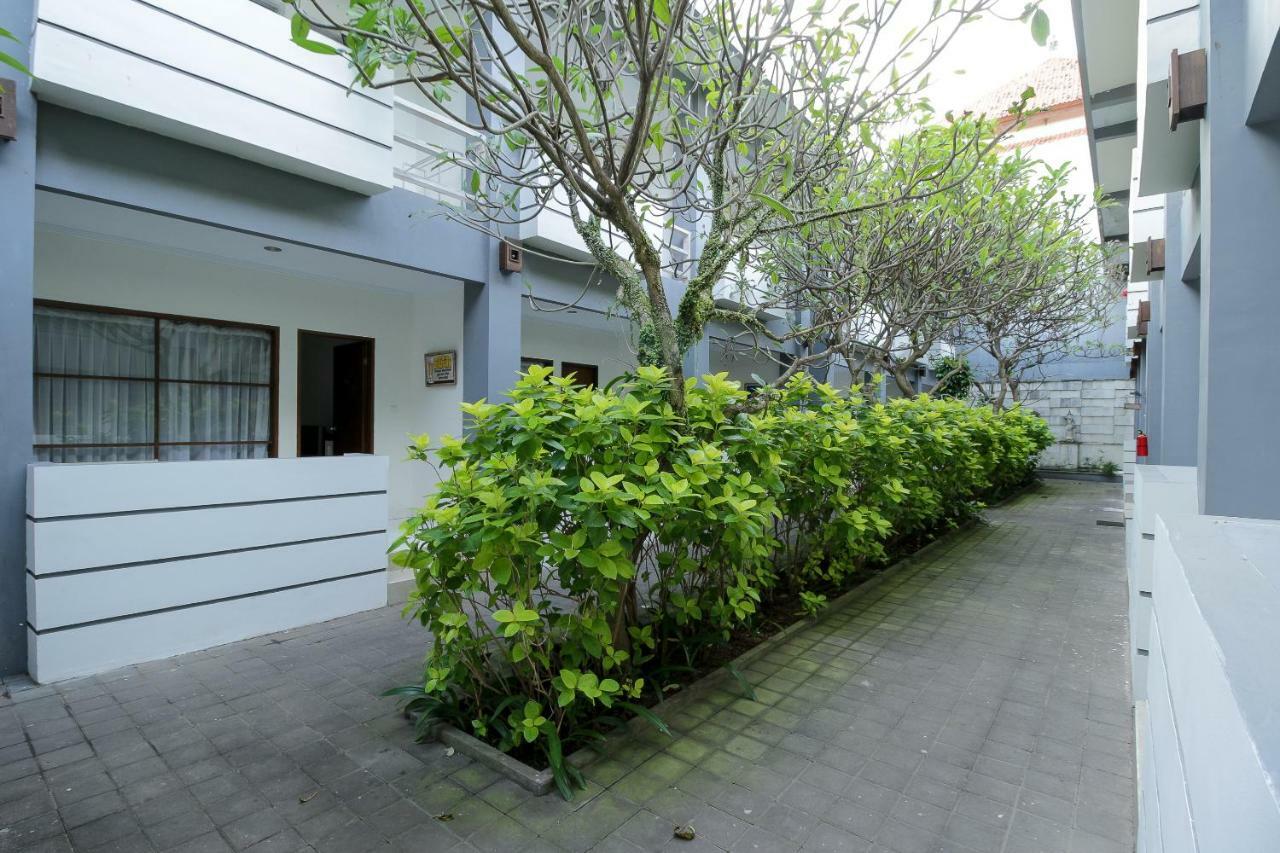 Mesari Beach Inn & Stables Seminyak Exterior foto